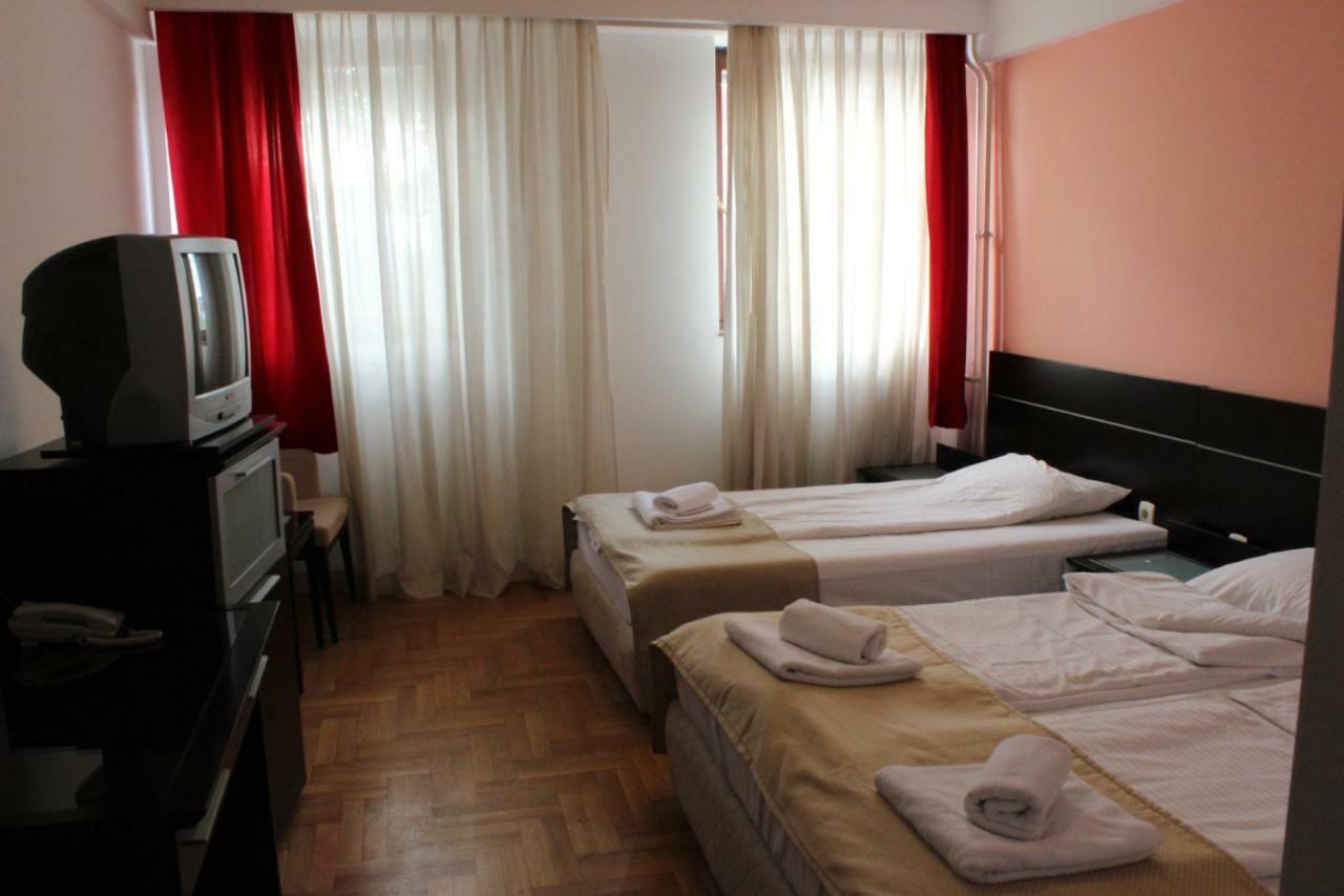Hotel Beograd - Yu Lukavica Exterior foto
